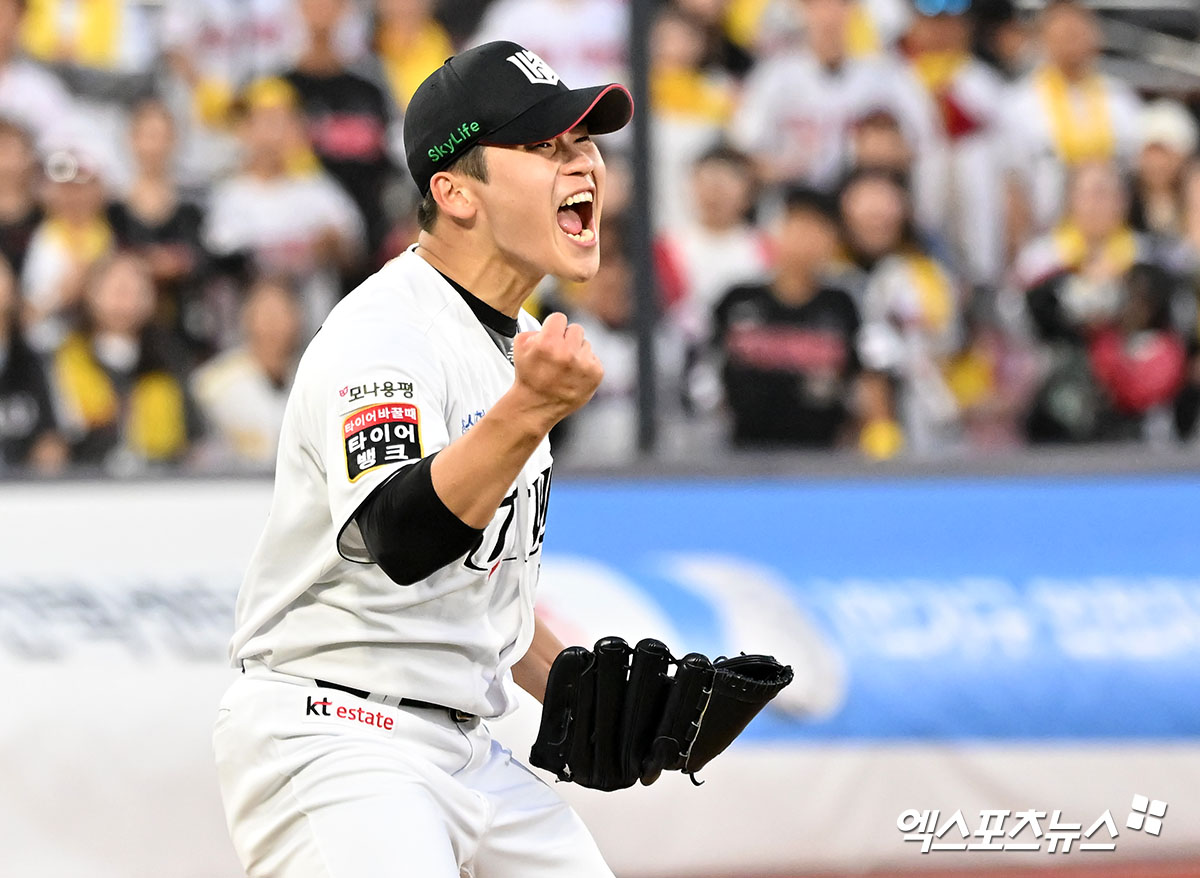 9일 오후 수원KT위즈파크에서 열린 '2024 신한 SOL Bank KBO 포스트시즌' LG 트윈스와 KT 위즈의 준플레이오프 4차전 경기, 11회초 수비를 마친 KT 박영현이 포효하고 있다. 수원, 김한준 기자