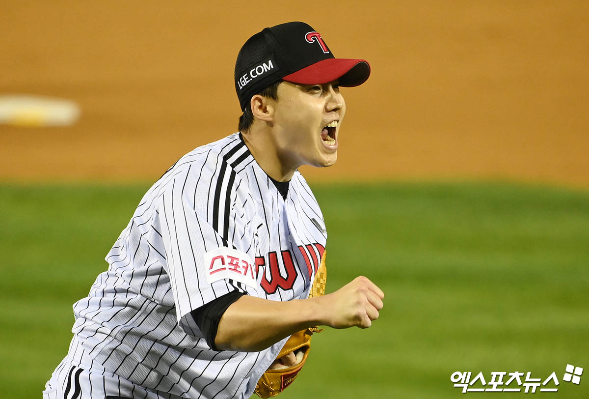 LG 투수 임찬규는 11일 잠실구장에서 열린 '2024 신한 SOL Bank KBO 포스트시즌' KT와 준플레이오프(5전 3승제) 5차전에서 선발 등판했다. 이날 6이닝 1실점으로 호투해 팀 승리에 힘을 보탰다. 잠실, 박지영 기자