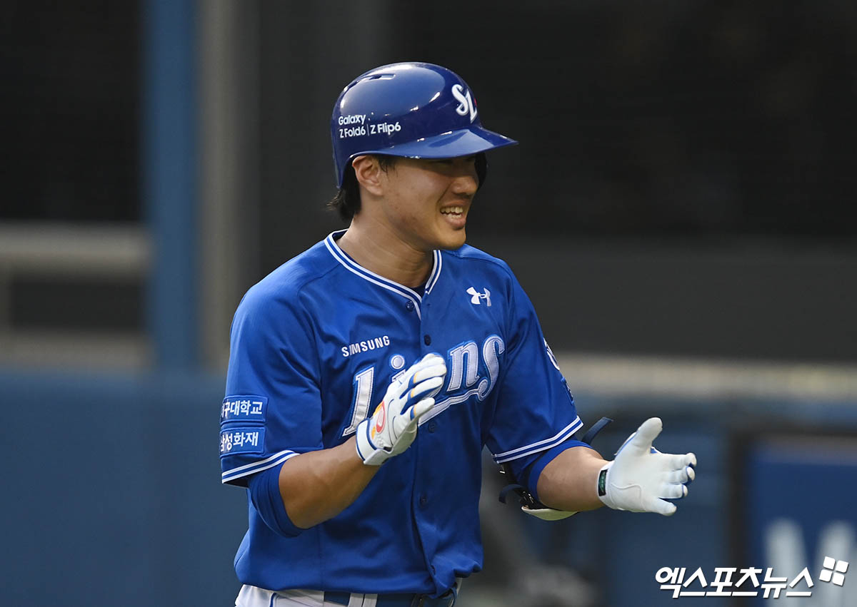 삼성 외야수 이성규는 19일 잠실구장에서 열릴 '2024 신한 SOL Bank KBO 포스트시즌' LG와 플레이오프(5전 3승제) 4차전에서 2번타자 우익수로 선발 출전한다. 구자욱의 빈자리를 채워야 한다. 엑스포츠뉴스 DB