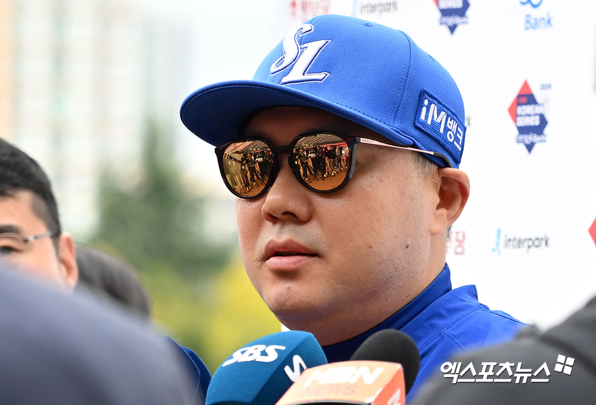 22일 오후 광주기아챔피언스필드에서 열릴 예정인 '2024 신한 SOL Bank KBO 한국시리즈' 삼성 라이온즈와 KIA 타이거즈의 1차전 서스펜디드  경기와 한국시리즈 2차전 경기는 모두 23일로 순연됐다.  삼성 박진만 감독이 인터뷰를 갖고 있다. 광주, 김한준 기자