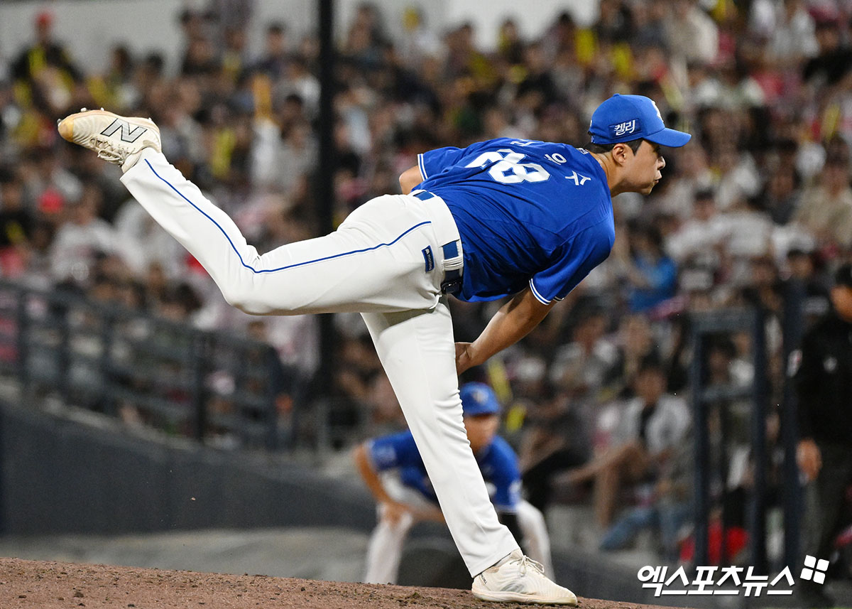 삼성 투수 김윤수는 28일 광주 기아챔피언스필드에서 열릴 '2024 신한 SOL Bank KBO 포스트시즌' KIA와 한국시리즈(7전 4승제) 5차전을 앞두고 취재진을 만나 친구 이병헌을 향한 응원의 메시지를 전했다. 엑스포츠뉴스 DB