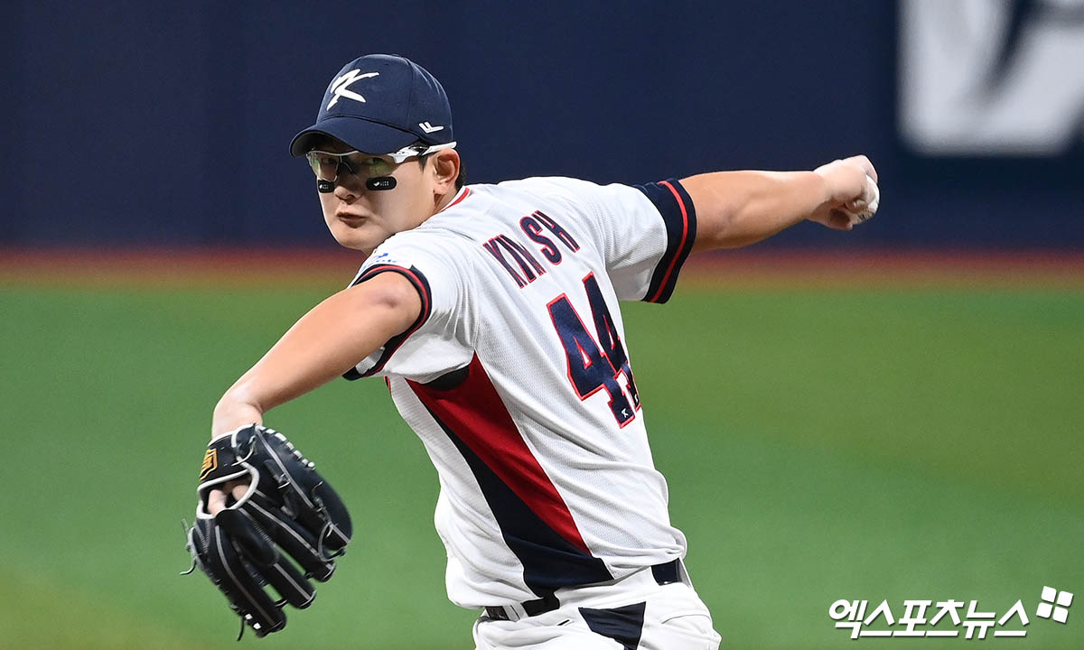 일본 언론 '코코카라 넥스트'가 8일 2024 WBSC 프리미어12 한국 대표팀에 선발된 투수 김서현을 주목했다. 사진 엑스포츠뉴스 DB