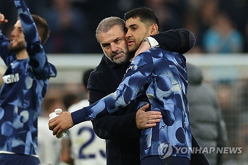 영국 매체 풋볼 인사이더가 12일(한국시간) 토트넘이 레알 마드리드의 로메로에 대한 관심에 대해 흥미를 느끼지 않고 있다고 보도했다. 연합뉴스