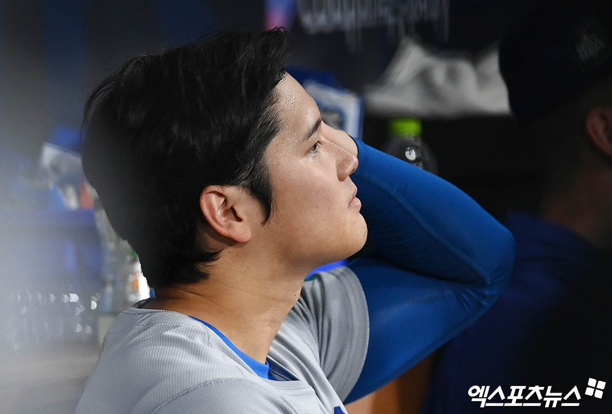 LA 다저스 오타니 쇼헤이가 전미야구기자협회(BBWAA)의 2024 메이저리그 내셔널리그(NL) MVP 투표에서 투표인단 30명으로부터 1위표 30장을 모두 쓸어담으면서 만장일치 MVP를 수상했다. 역대 첫 지명타자 MVP 수상, 역대 두 번째 양대리그 MVP라는 기록을 썼으며, 메이저리그 역사상 '만장일치 MVP 3회' 수상은 올해 오타니가 처음이다. 엑스포츠뉴스 DB