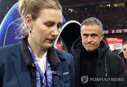 엔리케 감독이 지난 29일(한국시간) 프랑스 파리 근교의 PSG 캠퍼스에서 진행된 낭트와의 2024-2025시즌 리그1 13라운드 홈 경기를 앞두고 열린 기자회견에서 최근 유럽 대항전에서 부진한 팀 상황에 대해 입을 열었다. 연합뉴스