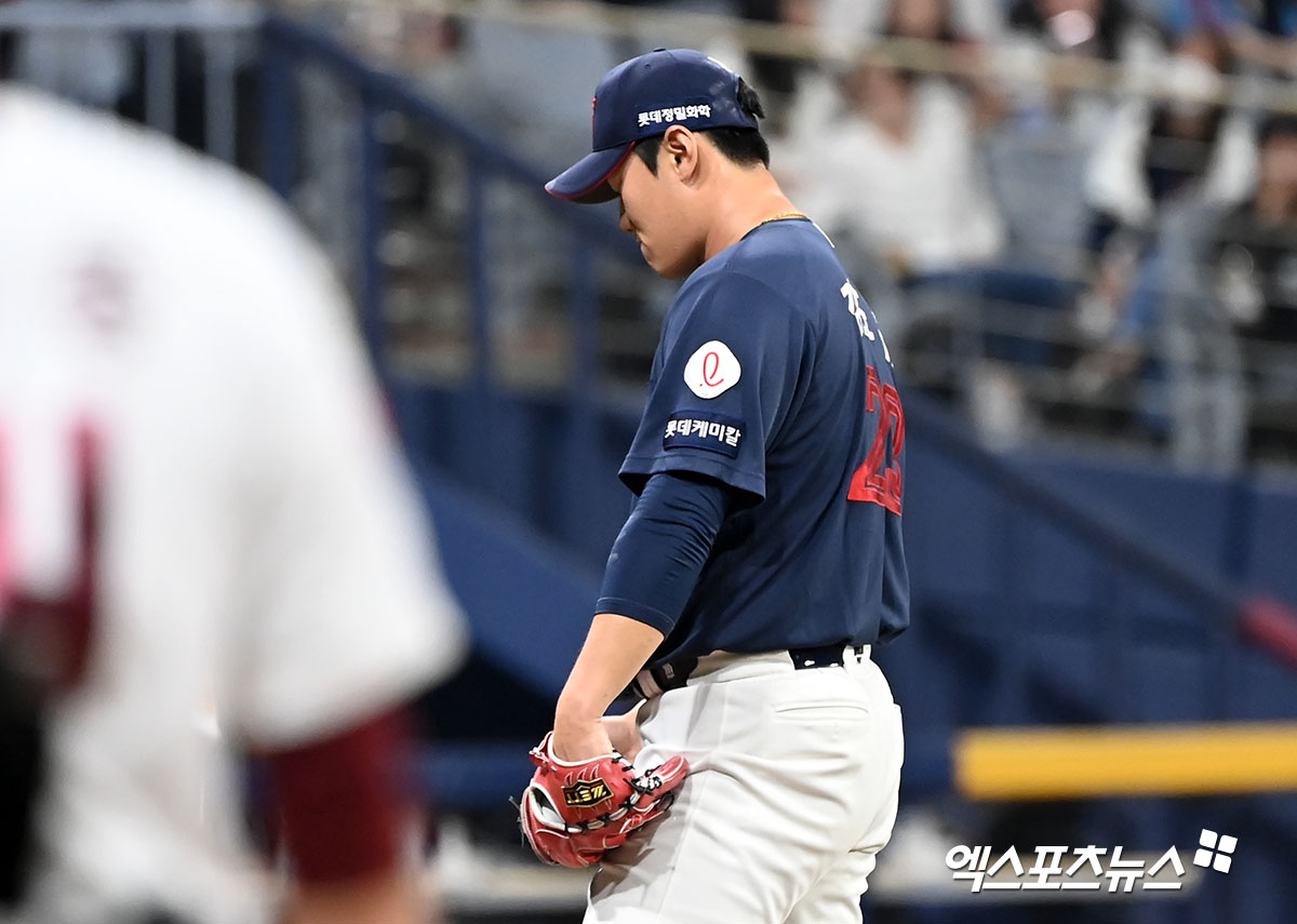 롯데 투수 김도규가 음주 운전 적발로 KBO 70경기 출전 정지 징계를 받았다. 엑스포츠뉴스 DB