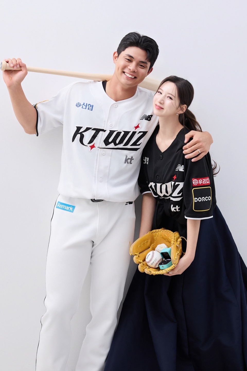 KT 위즈 권동진이 12월 신부와 부부의 연을 맺는다. KT 위즈