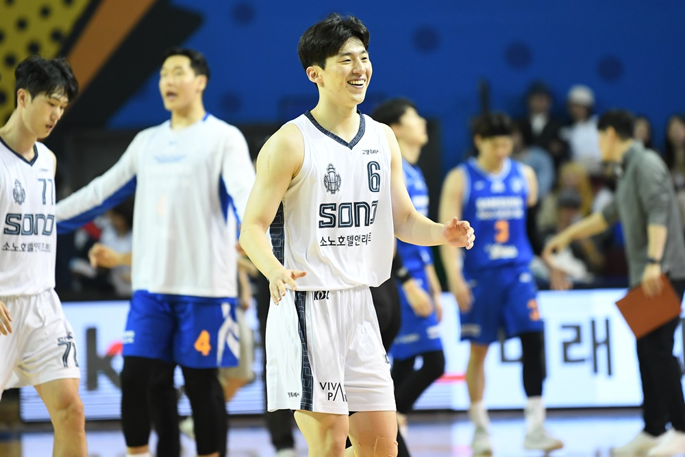 소노는 주전 이정현의 부상 이탈 이후 힘겨운 일정을 이어가고 있다. KBL