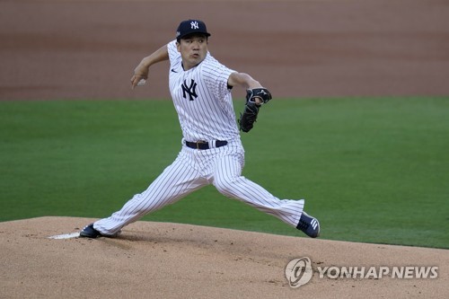 일본프로야구의 전설적인 우완 다나카 마사히로가 라쿠덴 골든이글스를 떠나 요미우리 자이언츠로 이적, 미일 통산 200승을 향한 도전을 이어갈 것으로 보인다. 사진 연합뉴스