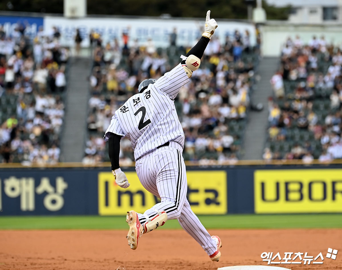 LG 내야수 문보경은 지난 시즌 커리어하이를 기록했다. 리그 최고 김도영(KIA)의 비법을 자신의 것으로 만들며 한 층 더 발전하리라 다짐했다. 엑스포츠뉴스 DB