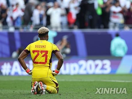 '日 기름손' 스즈키 뮌헨 이적 실패!…이동설 사실무근, 독일 초신성 영입 확정