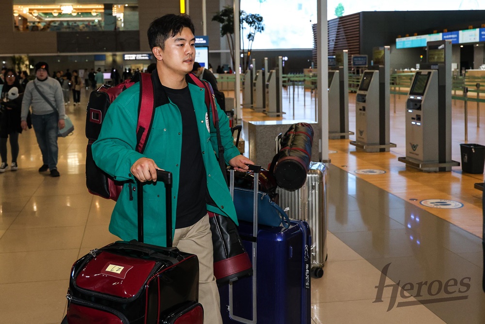 키움 외야수 강진성은 비시즌 새 보금자리를 마련했다. 잘했던 시절 자신감을 회복해 새 팀에 보탬이 되고자 힘찬 각오를 밝혔다. 키움 히어로즈