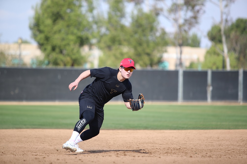 KIA 타이거즈 내야수 윤도현이 미국 어바인 스프링캠프에 참가해 훈련을 소화하고 있다. KIA 타이거즈