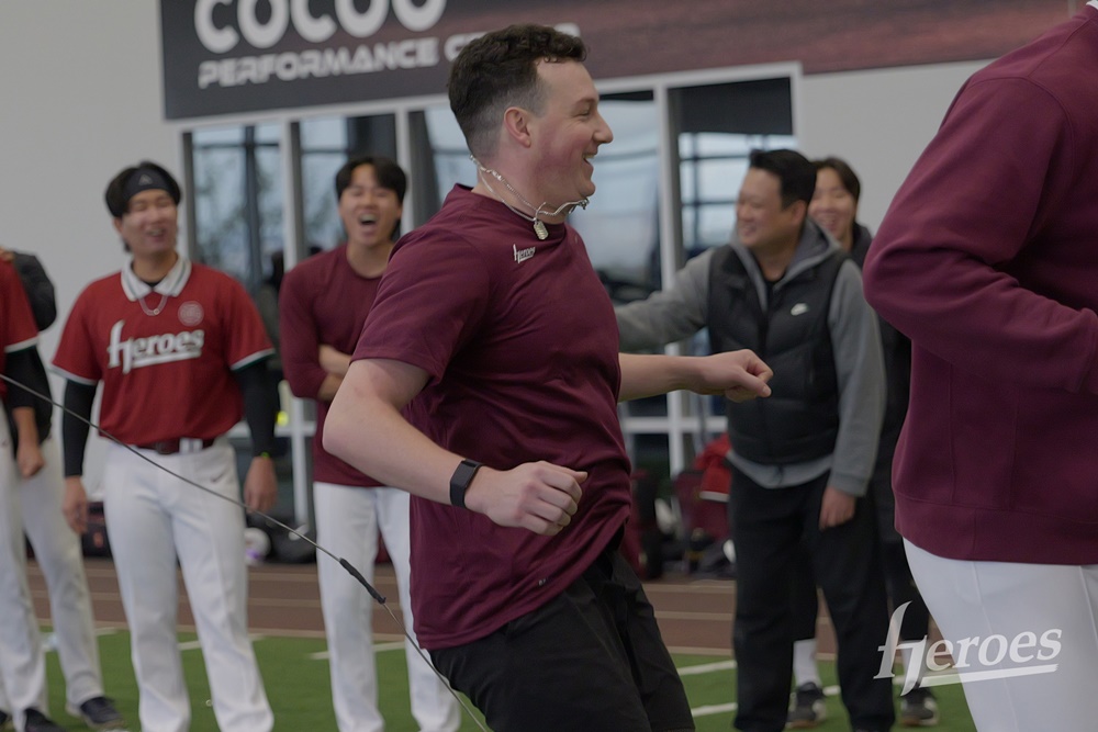 키움 투수 로젠버그는 두 차례 불펜 투구에서 좋은 피칭을 선보였다. 그는 팀의 하나뿐인 외국인 투수로서 많은 기대를 받고 있다. 키움 히어로즈