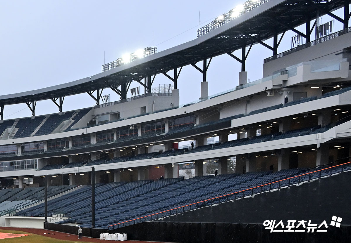 2025시즌 시범경기가 다음달 8일부터 18일까지 열린다. 팀당 10경기씩 총 50경기가 치러진다. 사진은 3월 17일 한화-삼성전으로 개장 첫 경기가 열릴 대전 한화생명 볼파크 전경. 엑스포츠뉴스 DB