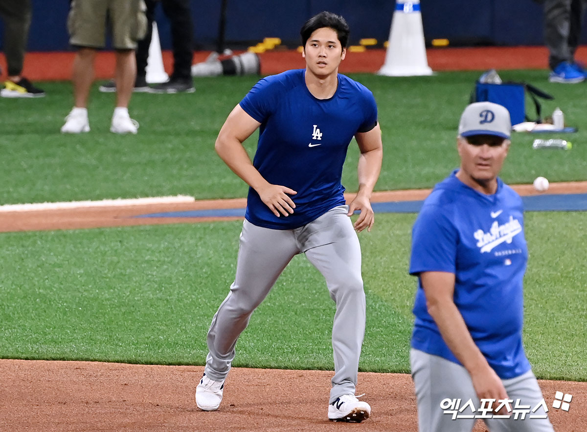 16일 오후 서울 구로구 고척스카이돔에서 '2024 메이저리그 월드투어 서울 시리즈' LA 다저스 공식 훈련이 진행됐다.  LA 다저스 오타니가 훈련에 임하고 있다. 엑스포츠뉴스 DB