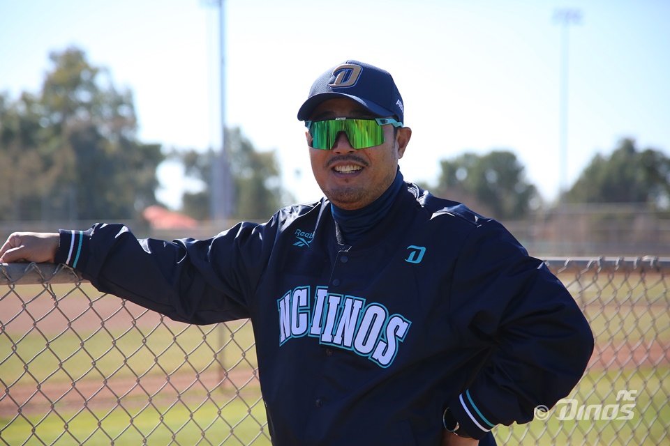 이호준 NC 감독은 미국 애리조나에서 열린 스프링캠프 네 번째 턴을 지휘했다. 캠프 기간 보여준 선수들의 성과에 만족했다. NC 다이노스