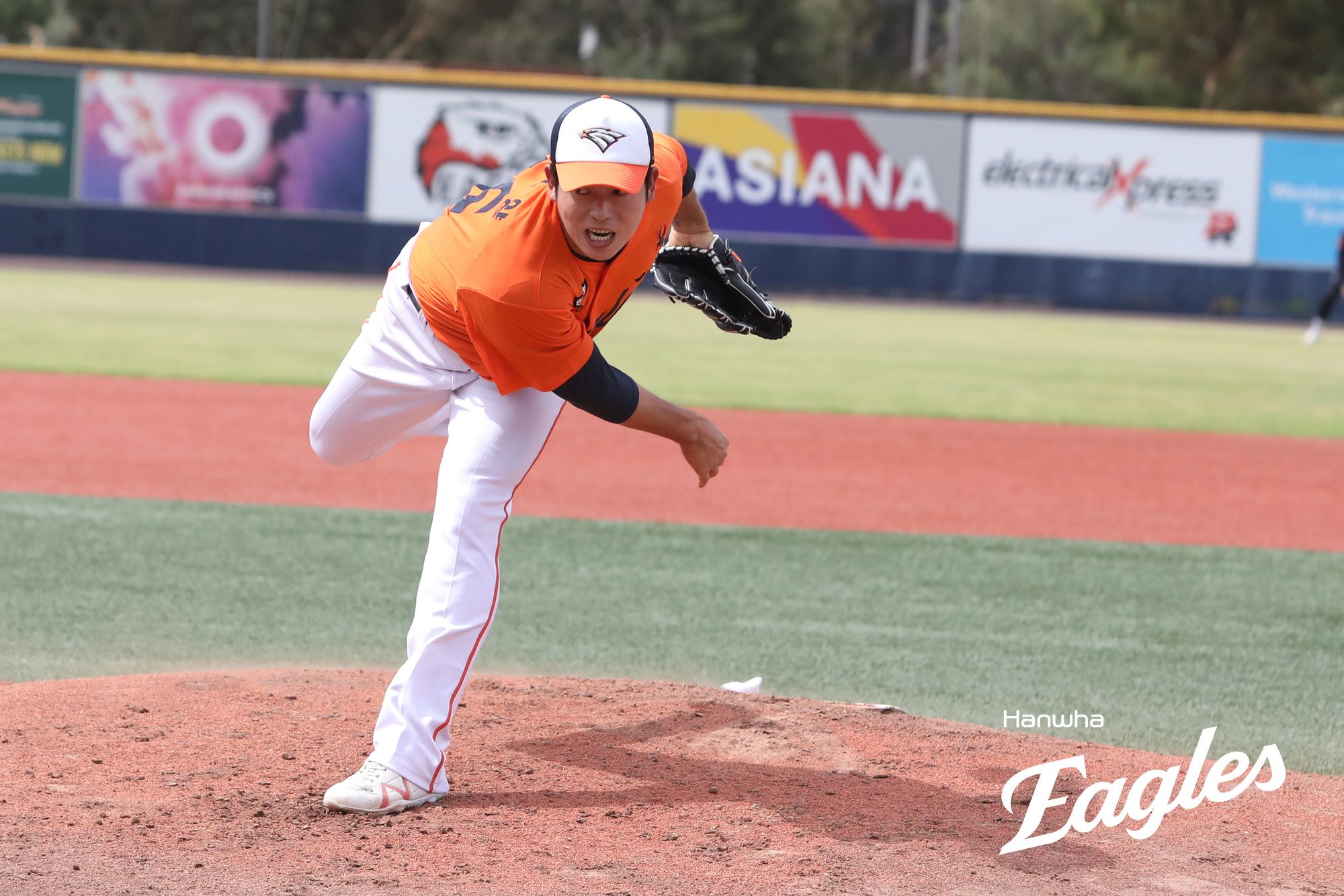한화 이글스는 호주 멜버른의 멜버른 볼파크에서 1차 스프링캠프를 진행 중이다. 한화 이태양이 라이브 피칭을 하고 있다. 한화 이글스