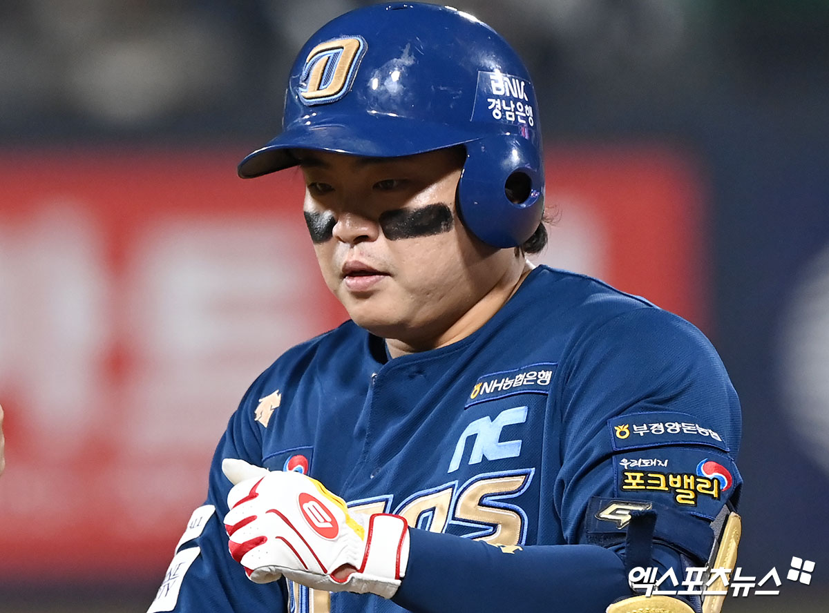 NC 외야수 권희동은 지난해 커리어하이를 기록해 팀 내 최고 연봉자가 됐다. 그는 최고 연봉자의 기쁨보다 어떻게든 팀의 가을야구를 위해 활약하리라 다짐했다. 엑스포츠뉴스 DB