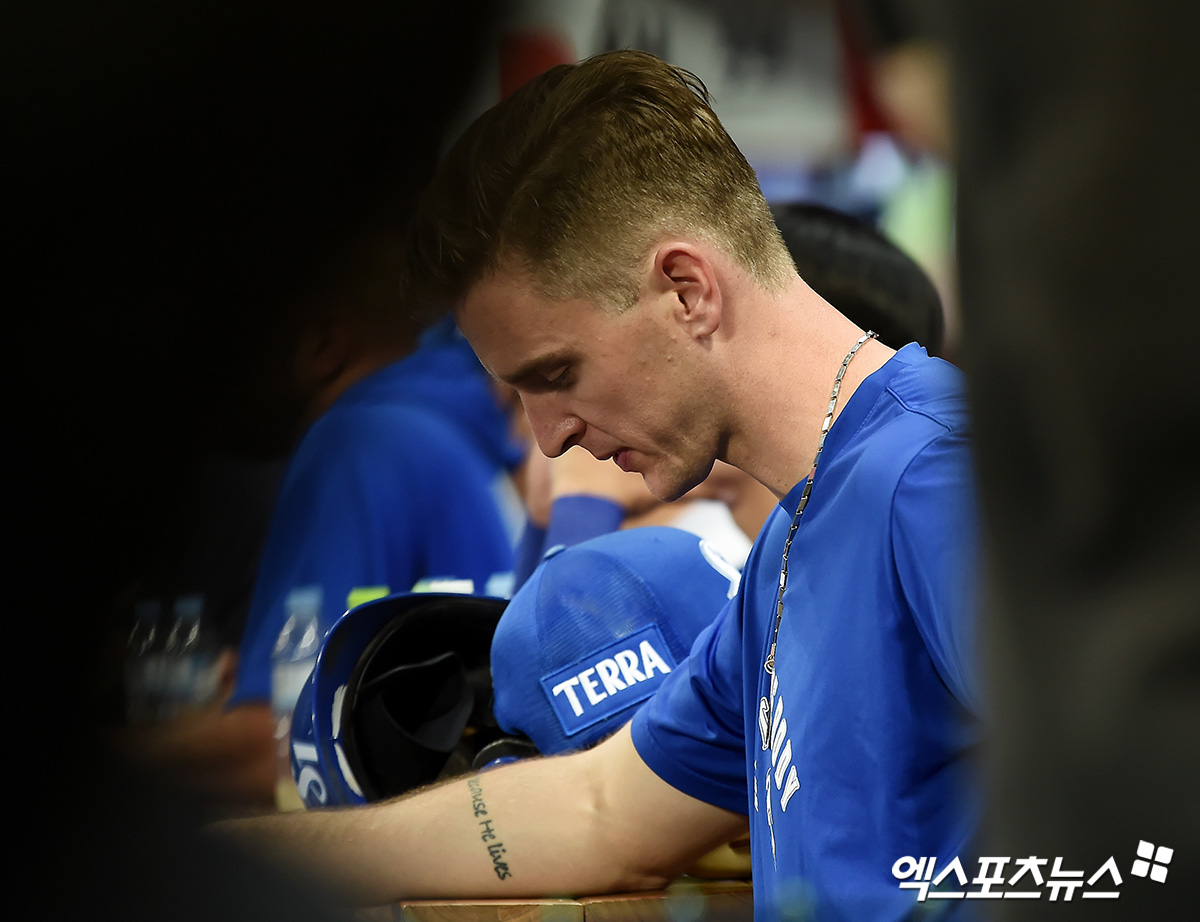 텍사스 투수 뷰캐넌은 훈련 도중 왼쪽 발목을 다쳐 잠시 쉬어가게 됐다. 개막 로스터를 노렸지만, 부상 탓에 그 꿈이 무산될 것으로 보인다. 엑스포츠뉴스 DB