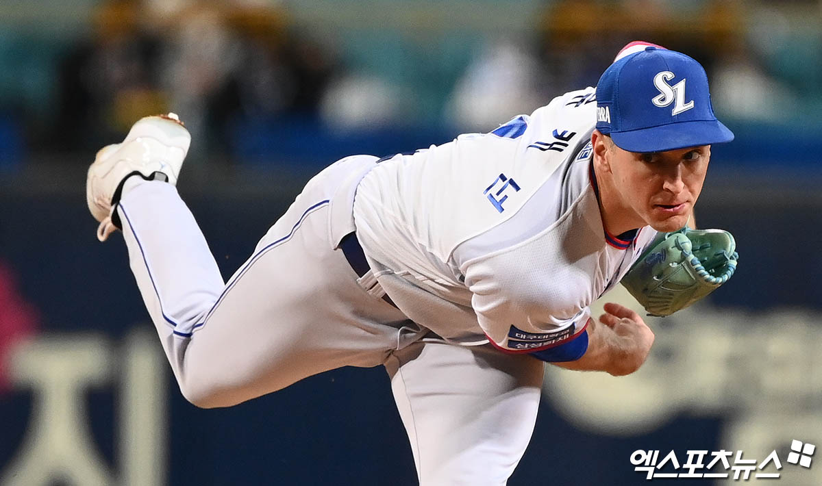 텍사스 투수 뷰캐넌은 훈련 도중 왼쪽 발목을 다쳐 잠시 쉬어가게 됐다. 개막 로스터를 노렸지만, 부상 탓에 그 꿈이 무산될 것으로 보인다. 엑스포츠뉴스 DB