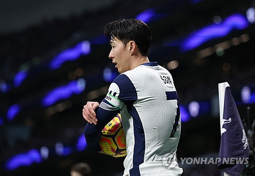 토트넘 소식을 전하는 '토트넘 홋스퍼 뉴스'는 14일(한국시간) 제이미 오하라는 이번 시즌(2024-2025) 토트넘에서 손흥민의 역할이 솔직히 마음에 들지 않는다고 전했다. 연합뉴스