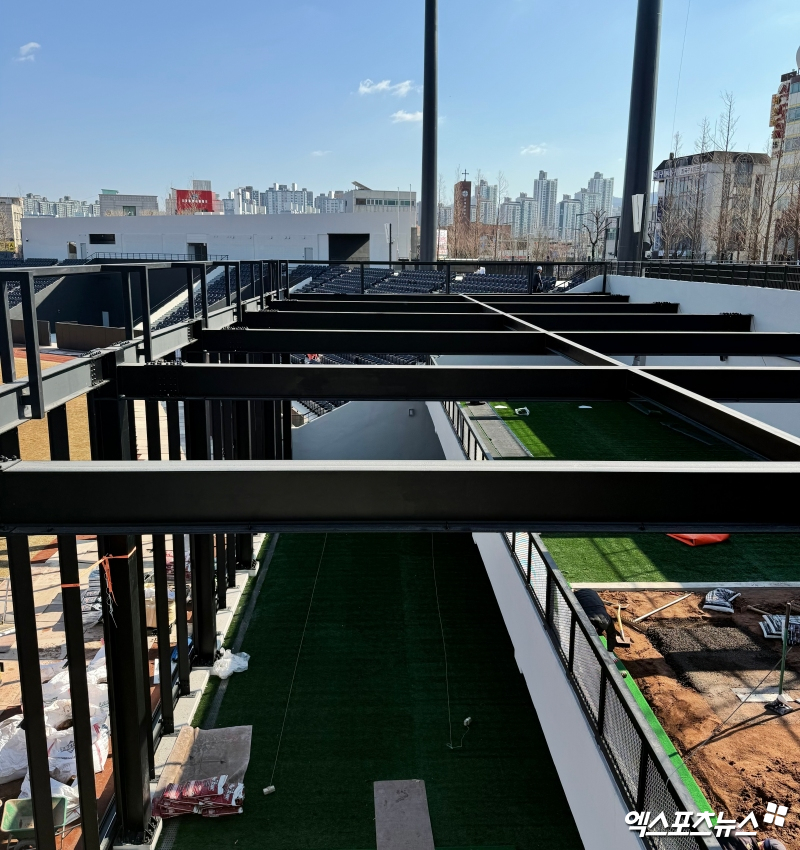 위에서 바라본 '아시아 최초' 복층 불펜. 1층을 홈팀 한화가, 2층을 원정팀이 사용한다. 엑스포츠뉴스DB