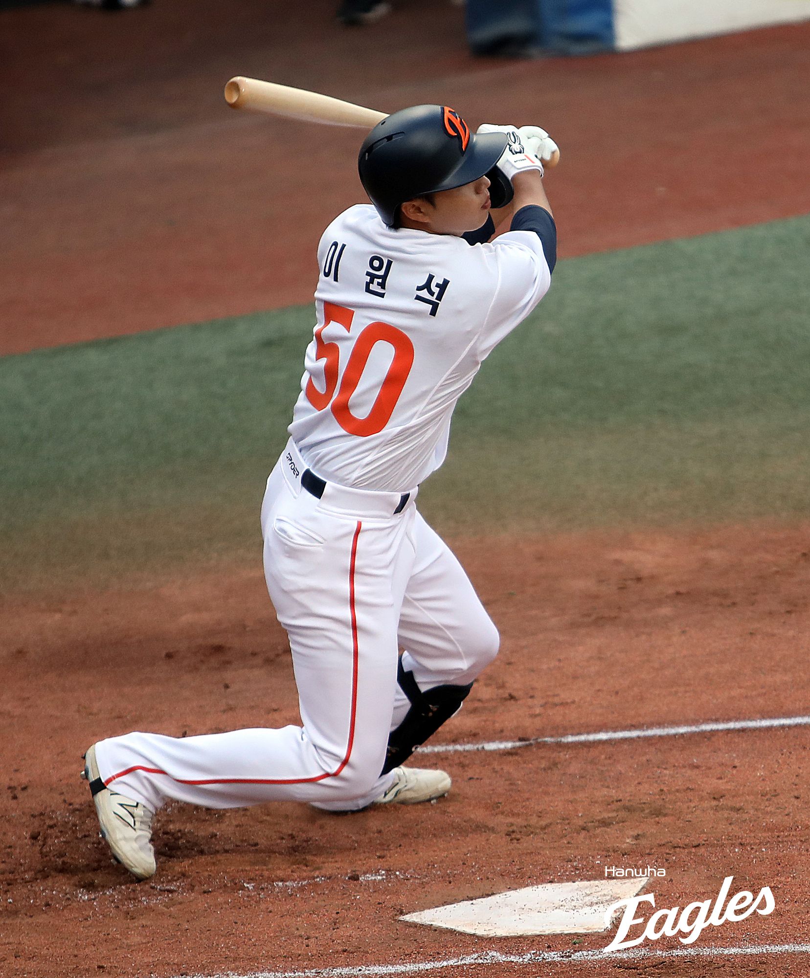 한화 이글스 외야수 이원석이 겨우내 13kg를 증량해 주전 도약을 노린다. 지난해 이원석은 87경기에 나서 31안타 13타점 26득점 8도루 타율 0.233을 기록했다. 한화 이글스