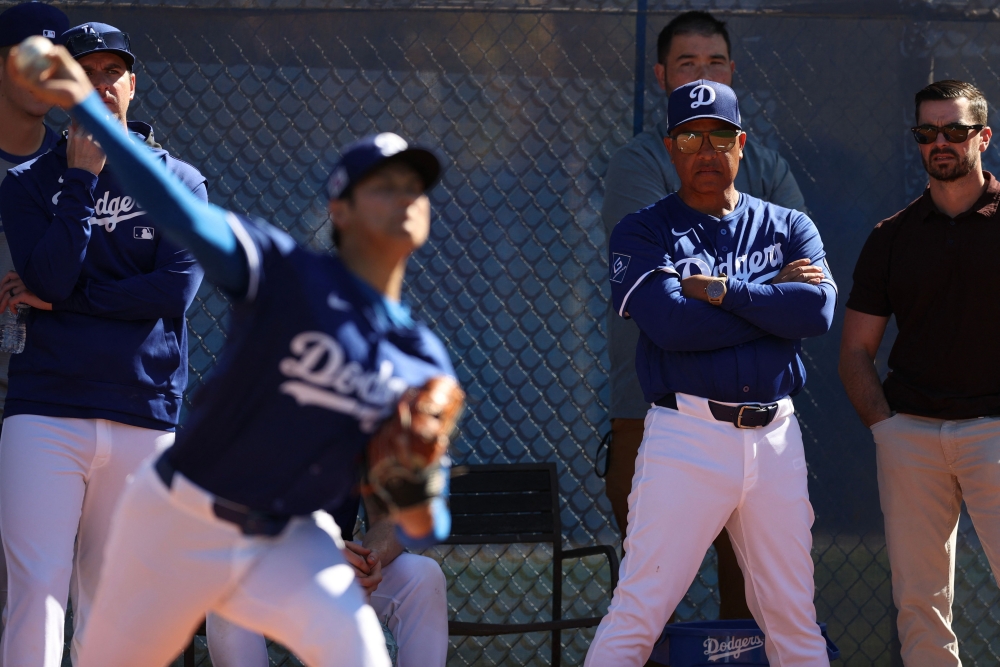미국프로야구 메이저리그 LA 다저스 오타니 쇼헤이가 미국 애리조나주 글렌데일에 위치한 팀 훈련장에서 세 번째 불펜투구를 소화했다. 최고구속 95마일을 나타냈으며, 총 25구를 던졌다. 직구, 투심, 컷패스트볼까지 구종 세 가지를 점검했다. AFP 연합뉴스