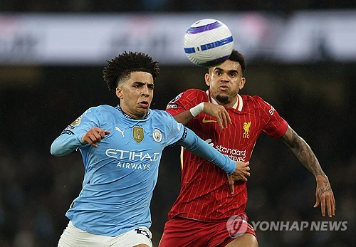 리버풀이 24일(한국시간) 영국 맨체스터에 있는 에티하드 스타디움에서 열린 맨체스터 시티와의 2024-2025시즌 프리미어리그 26라운드 원정 경기에서 2-0으로 승리했다.연합뉴스