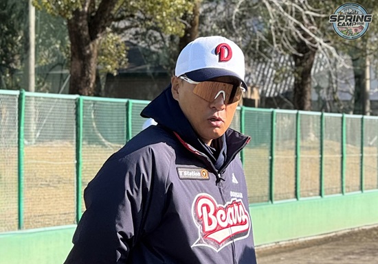 두산 베어스 이승엽 감독이 24일 요미우리 2군전에서 일본 스프링캠프 연습경기 2연승을 노린다. 두산 베어스