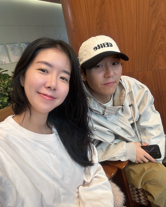 '쌍둥이 겹경사' 김지혜 "6년 만에 첫 임신, 난 착상 안 되는 인간인 줄... - 뉴스 썸네일 이미지