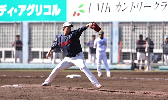 롯데 자이언츠가 26일 소프트뱅크 호크스와 구춘대회 맞대결에서 승리를 거뒀다. 롯데 자이언츠