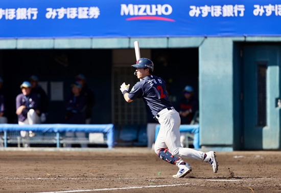 롯데 자이언츠가 26일 소프트뱅크 호크스와 구춘대회 맞대결에서 승리를 거뒀다. 롯데 자이언츠