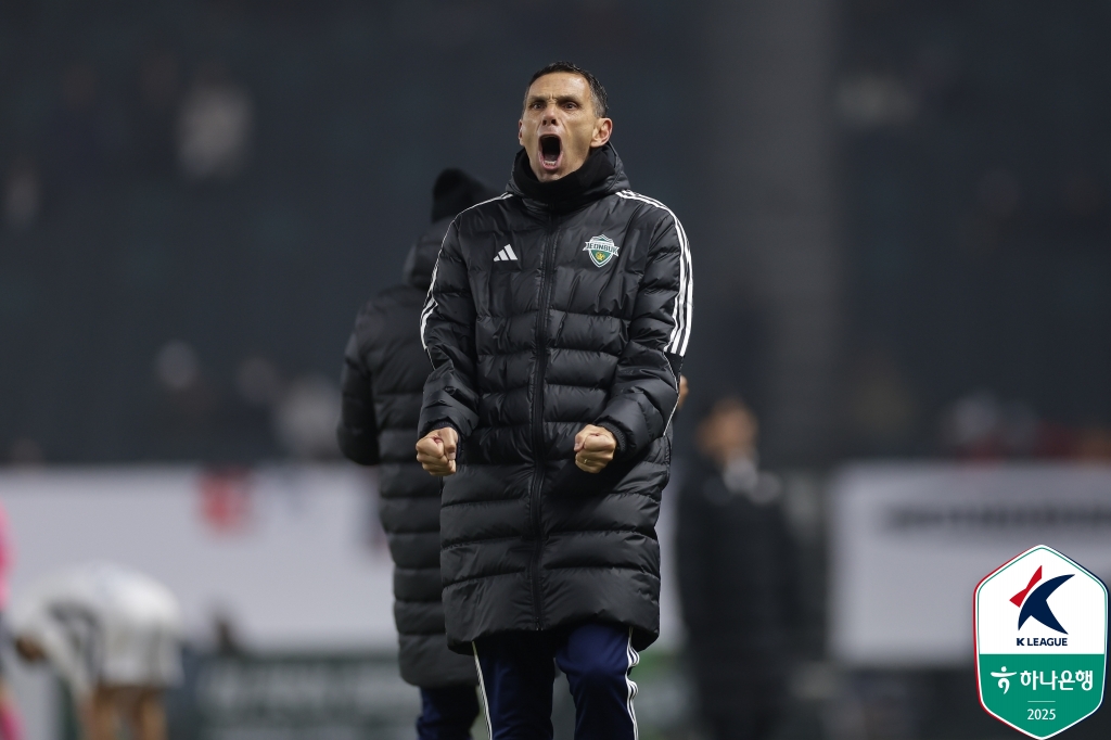 울산HD와 전북현대가 1일 오후 2시 울산문수축구경기장에서 ‘하나은행 K리그1 2025’ 3라운드 ‘현대가 더비’를 앞두고 선발 명단을 발표했다. 한국프로축구연맹