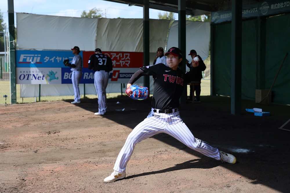 LG 투수 최채흥은 2일 기노자 구장에서 열릴 KT전에서 첫선을 보일 예정이다. LG 트윈스