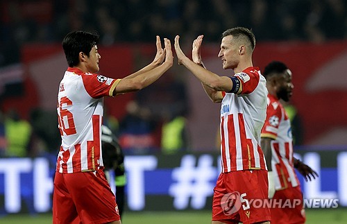 설영우의 소속팀 츠르베나 즈베즈다가 3일(한국시간) 세르비아 베오그라드에 있는 스타디온 츠르베나 즈베즈다에서 열린 IMT 베오그라드와의 2024-2025시즌 세르비아 수페르리가 26라운드 홈 경기에서 4-0 대승을 거뒀다. 연합뉴스