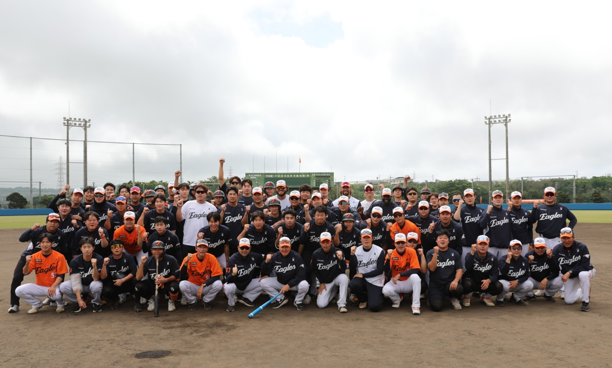 김경문 감독이 이끄는 한화는 3일 일본 오키나와 고친다구장에서의 훈련을 끝으로 1차 호주 멜버른, 2차 일본 오키나와에서의 2025 스프링캠프를 모두 마쳤다. 한화 이글스
