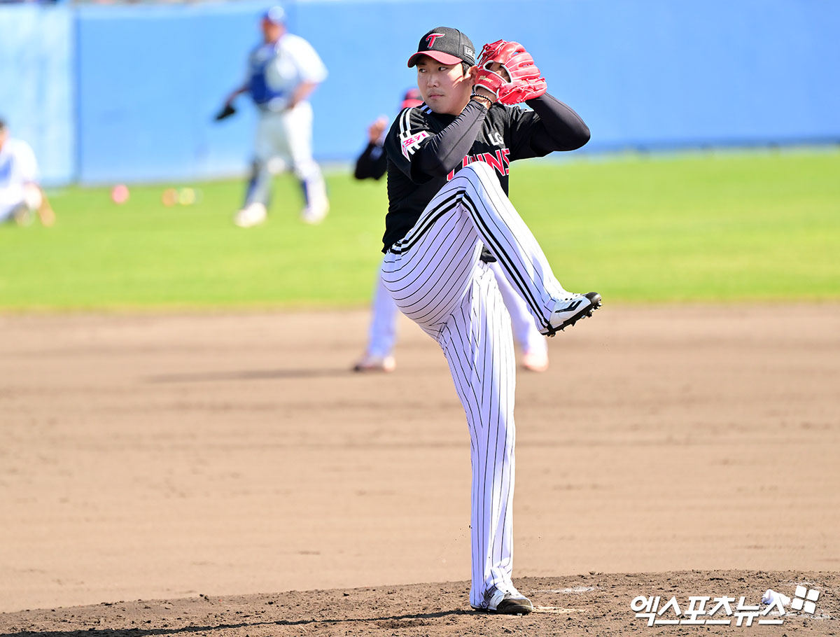 LG 투수 손주영은 2025시즌 핵심 선발 투수로 많은 기대를 받고 있다. 염경엽 감독과 팀은 손주영을 미래 1선발로 키우려 한다. 엑스포츠뉴스 DB