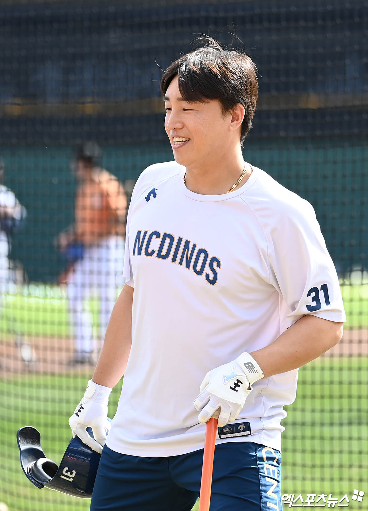 29일 오후 대전한화생명이글스파크에서 열리는 '2024 신한 SOL Bank KBO리그' NC 다이노스와 한화 이글스의 경기에 앞서 NC 손아섭이 훈련에 나서고 있다. 엑스포츠뉴스 DB