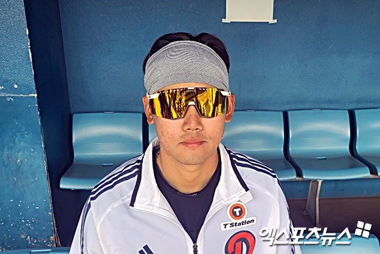 두산 베어스 포수 박민준이 일본 미야자키 스프링캠프에서 인터뷰에 응하고 있다. 미야자키, 김근한 기자