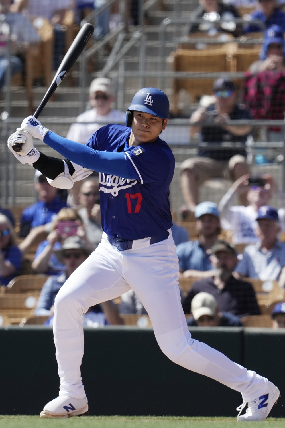 미국 메이저리그 LA 다저스의 슈퍼스타 오타니 쇼헤이가 7일(이하 한국시간) 미국 애리조나주 글렌데일 캐멀백랜치에서 열린 텍사스 레인저스와의 2025 메이저리그 시범경기에서 4타수 2안타를 기록했다. 사진 연합뉴스