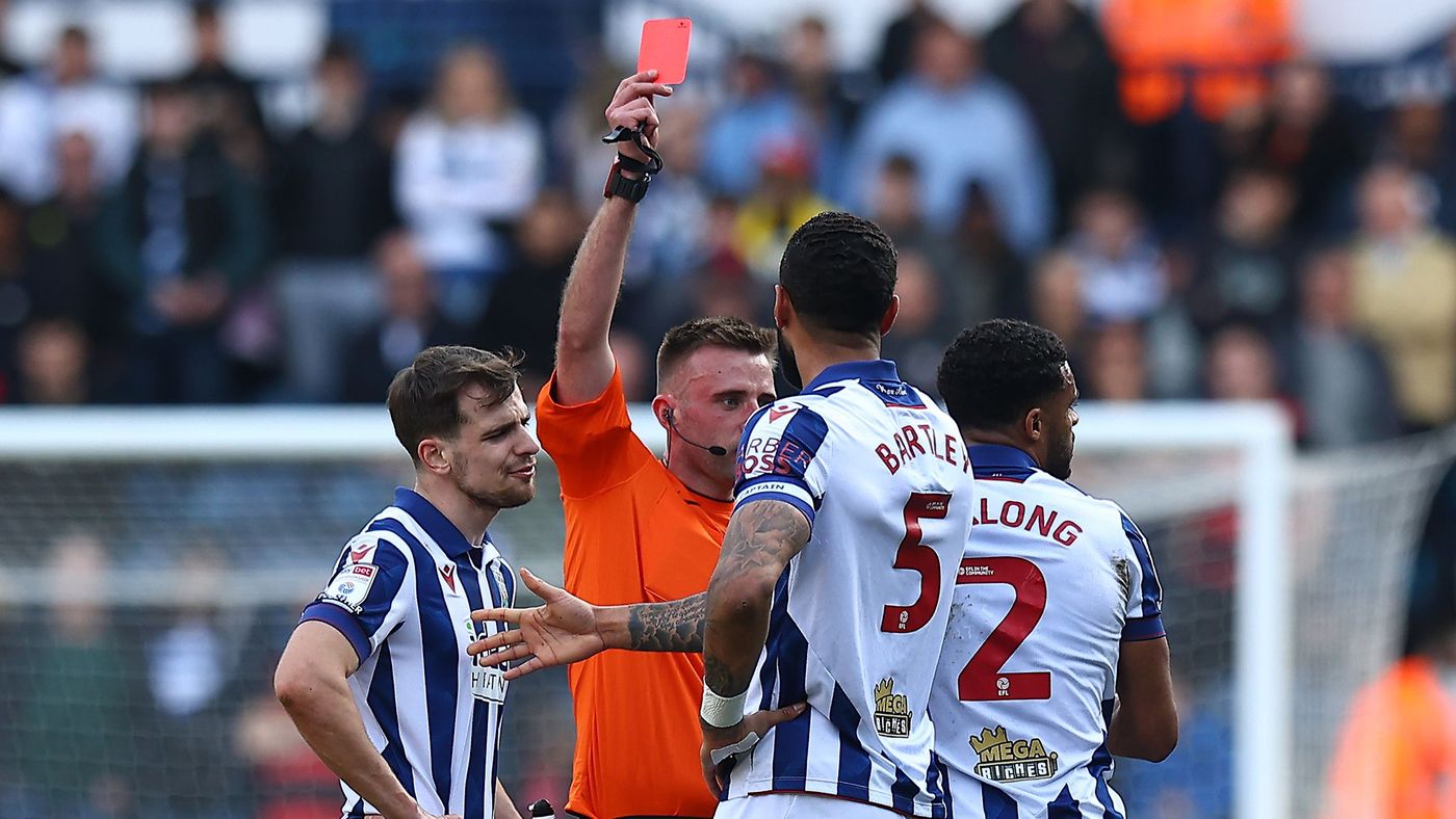 QPR이 9일(한국시간) 공식 홈페이지를 통해 웨스트브롬위치 알비온(WBA) 원정에 선수를 향한 인종차별이 있었다고 알렸다. 경기에서는 QPR이 수적 우위에도 불구하고 0-1로 패해 플레이오프 권과 크게 벌어졌다. QPR