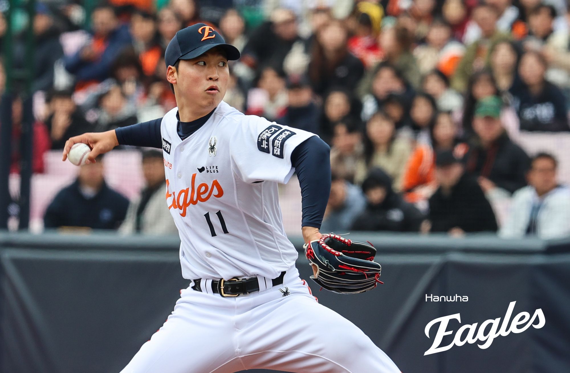 한화 이글스 강속구 사이드암 엄상백이 14일 부산 사직야구장에서 열린 롯데 자이언츠와의 2025 신한 SOL Bank KBO 시범경기 6차전에 선발등판, 5이닝 1피안타 2탈삼진 무실점을 기록했다. 사진 한화 이글스