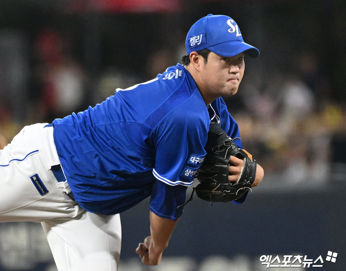 24일 오후 광주기아챔피언스필드에서 열린 '2024 신한 SOL Bank KBO리그' 삼성 라이온즈와 KIA 타이거즈의 경기, 1회말 삼성 선발투수 김대호가 공을 힘차게 던지고 있다. 엑스포츠뉴스 DB