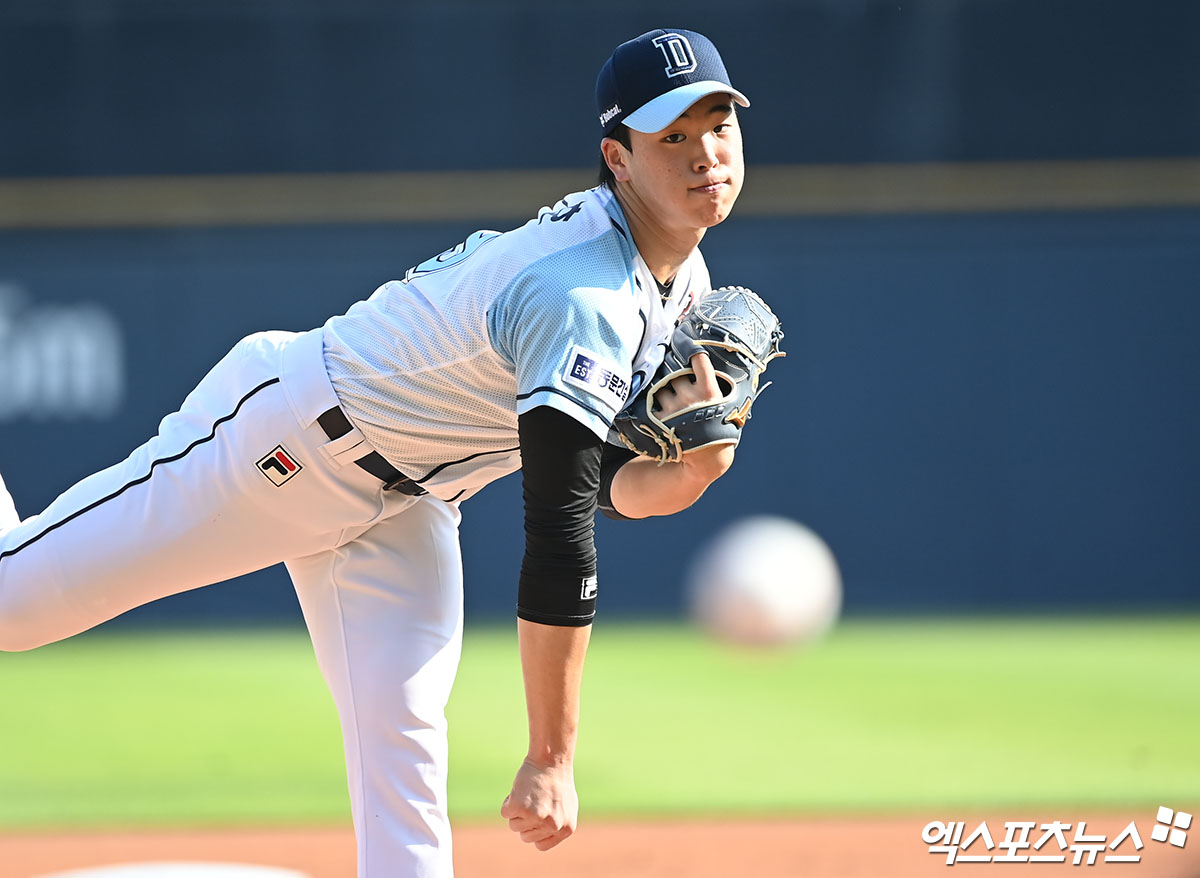 두산 베어스 이승엽 감독이 시범경기 일정 마무리와 함께 개막전을 앞두고 마운드 교통 정리를 결단한다. 5선발로 김유성이 들어가는 가운데 함께 경쟁을 펼친 최원준과 최준호가 불펜에서 대기할 전망이다. 엑스포츠뉴스 DB