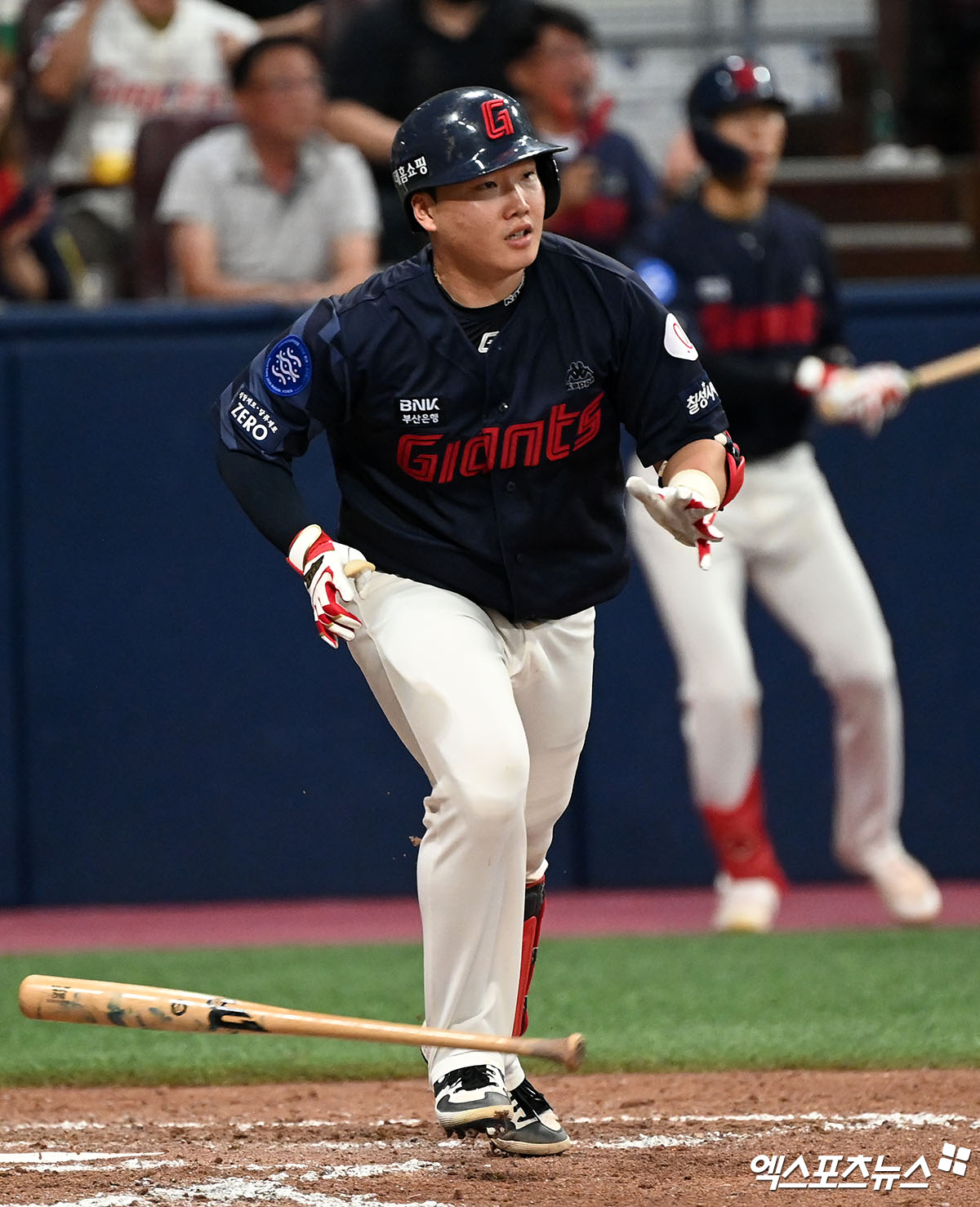 롯데 자이언츠 포수 유강남이 오는 22일 LG 트윈스와의 페넌트레이스 개막전부터 1군 엔트리에 포함될 전망이다. 사진 엑스포츠뉴스 DB