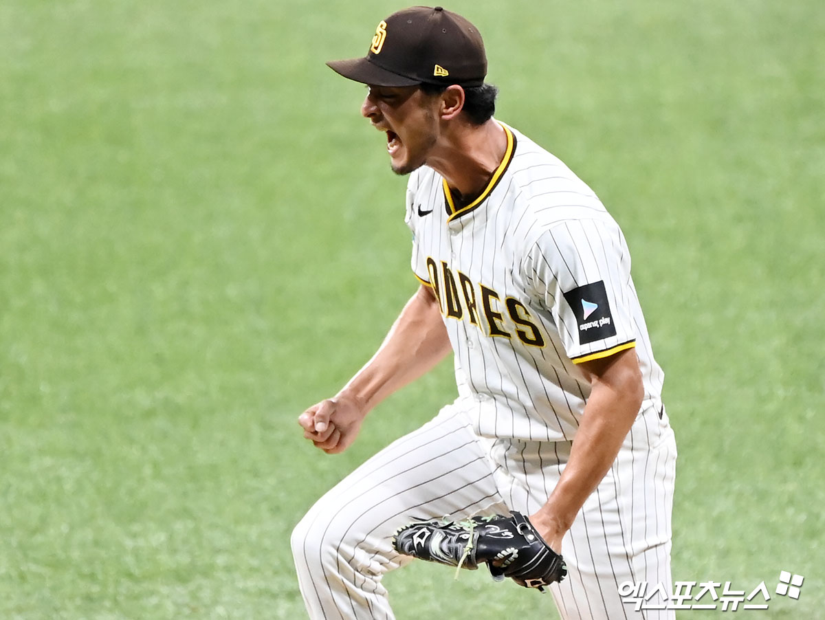 미국 메이저리그 샌디에이고 파드리스의 일본인 우완 다르빗슈 유가 팔꿈치 염증으로 2025 시즌 개막 초반 선발 로테이션 합류 여부가 불투명하다. 사진 엑스포츠뉴스 DB