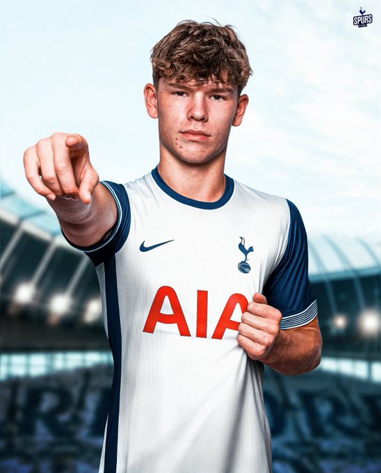 영국 매체 '텔레그래프'가 26일(한국시간) 사우샘프턴이 프리미어리그에서 많은 관심을 받는 유망주 타일러 디블링에게 1억 파운드(약 1893억원) 이상의 이적료를 요구할 거라고 보도했다. SNS