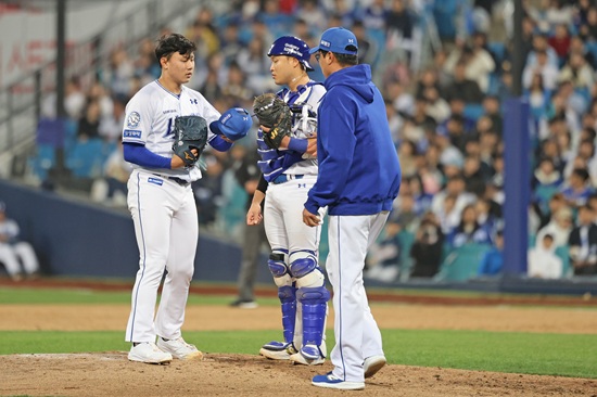 삼성 라이온즈 투수 배찬승이 지난 27일 대구 NC전에서 구원 등판해 밀어내기 볼넷을 기록하는 아쉬움을 남겼다. 삼성 라이온즈